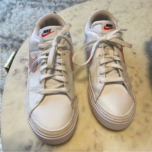 Nike Court Legacy Women’s